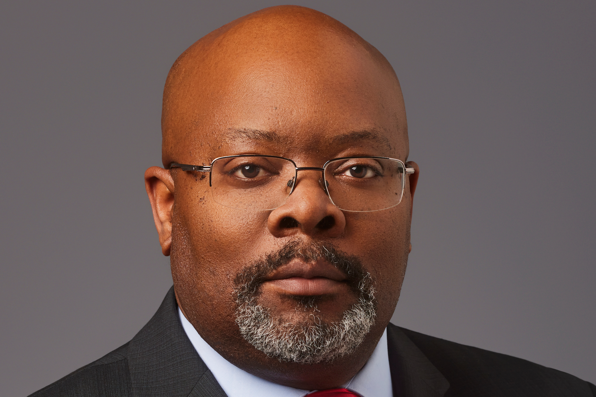 Rico Munn headshot.